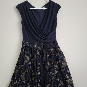 SLNY Navy & Gold Fit & Flare V-neck Cocktail Party Dress